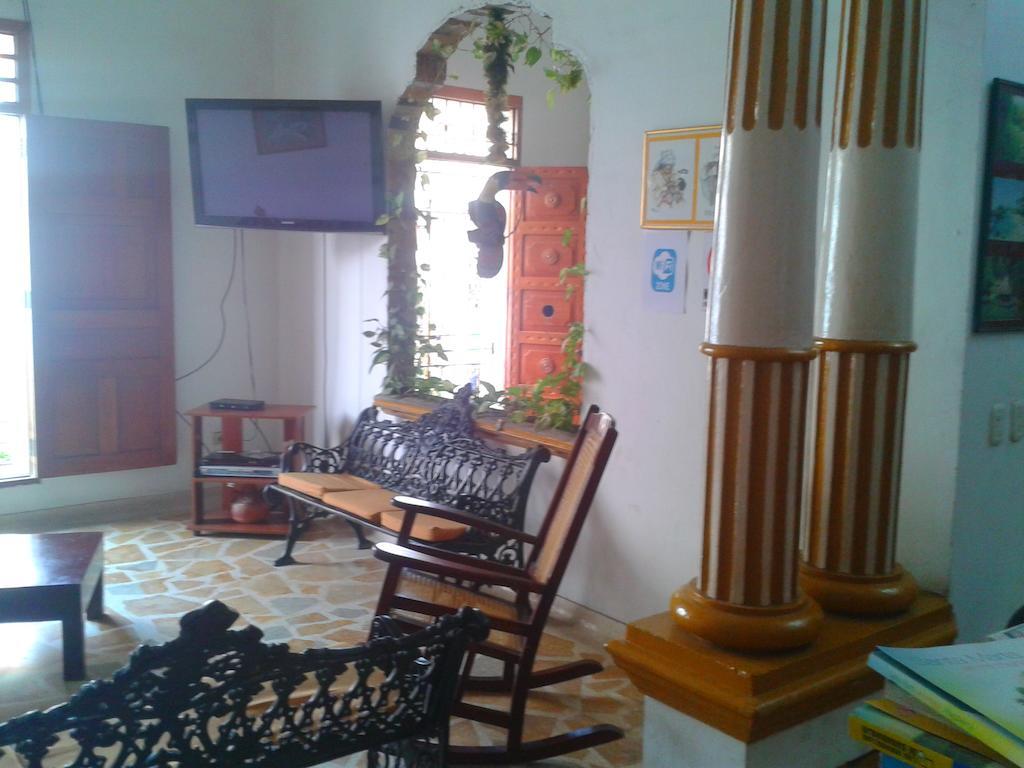 מלון סנטה מרתה Hospederia Casa Familiar מראה חיצוני תמונה