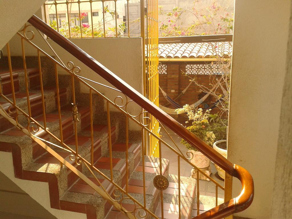 מלון סנטה מרתה Hospederia Casa Familiar מראה חיצוני תמונה