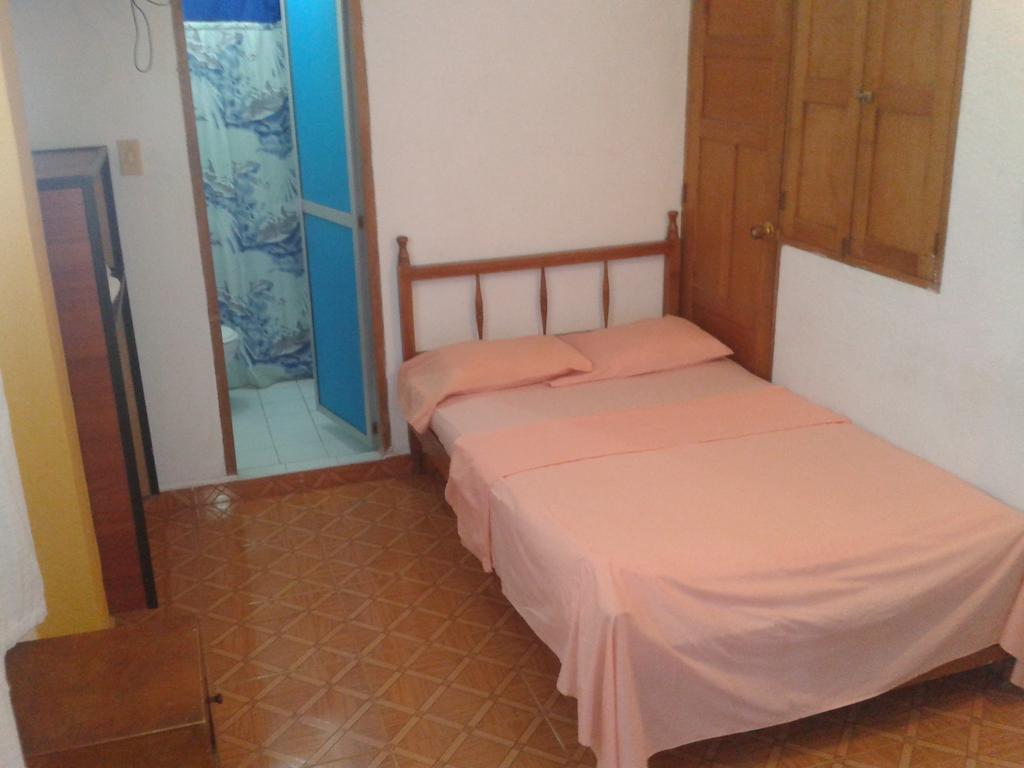 מלון סנטה מרתה Hospederia Casa Familiar חדר תמונה